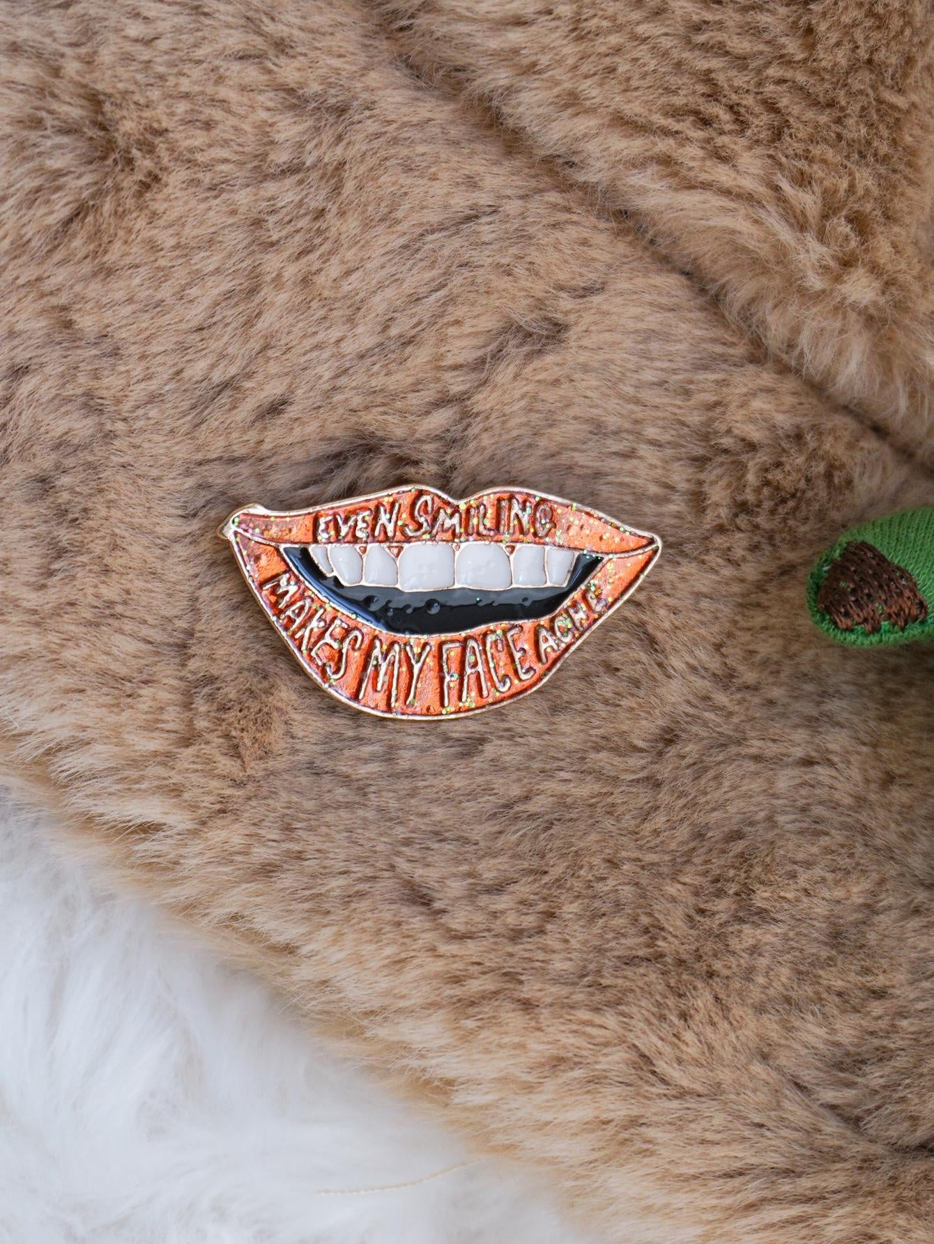 Lips Pin - Glitter Pin