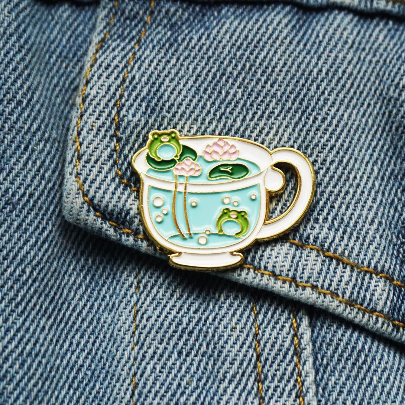 Animal Frog Lotus Leaf Cup Soft Enamel Brooch
