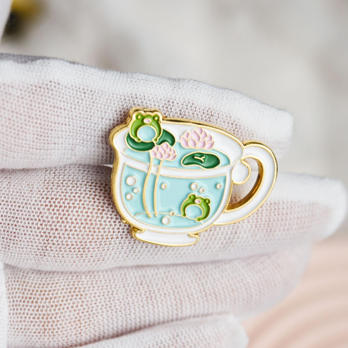 Animal Frog Lotus Leaf Cup Soft Enamel Brooch